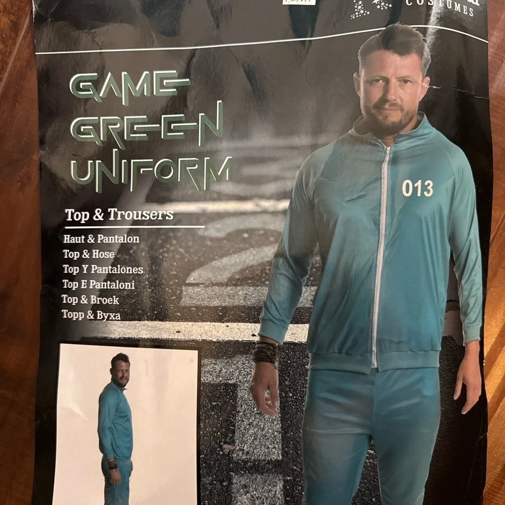 Costumes Game Uniform, Player 014 Tracksuit Small